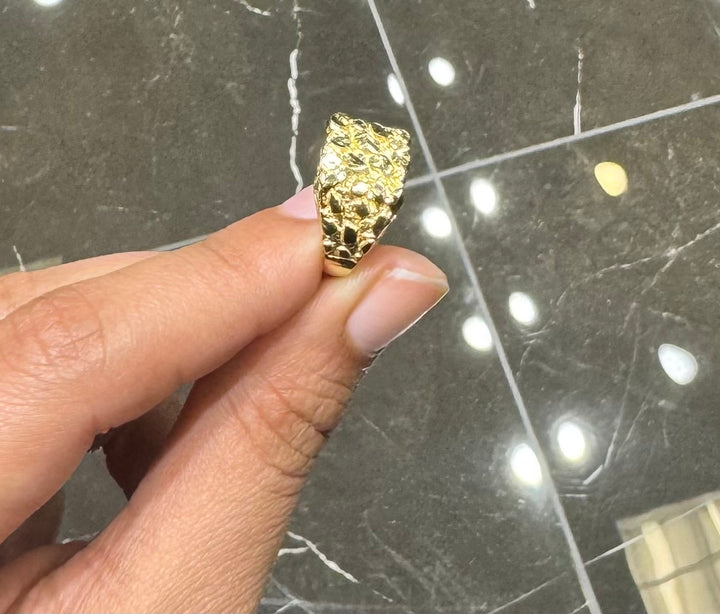 10K SQUARE NUGGET RING