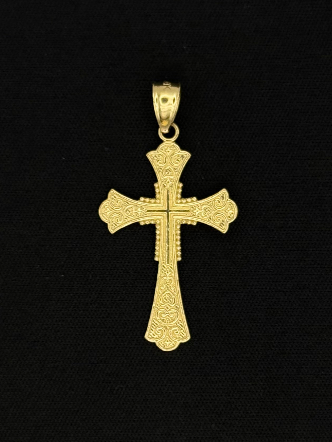 10K GOLD FANCY CROSS PENDANT WITH JESUS ON IT
