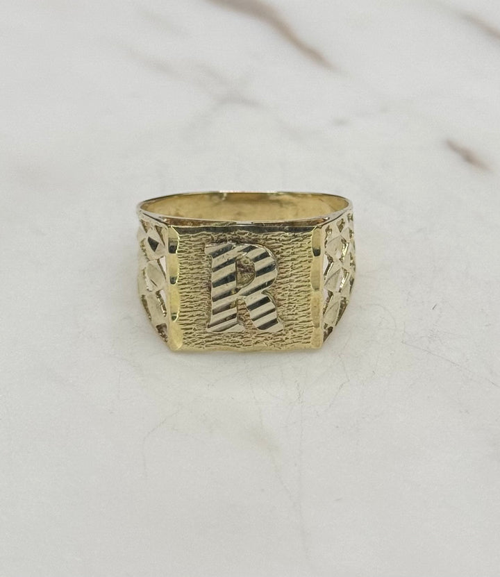 10K GOLD R INITIAL RING