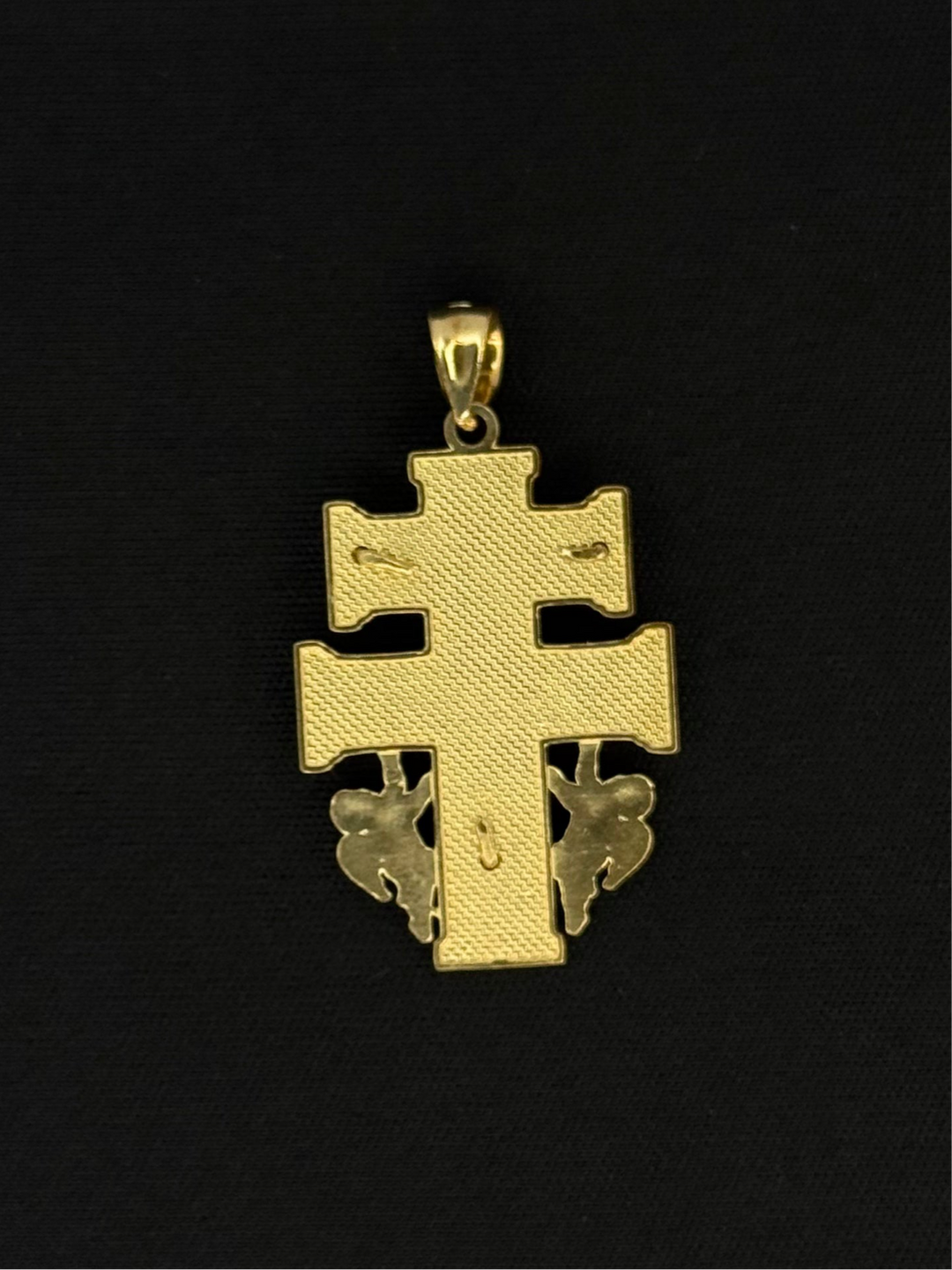 10K GOLD CARAVACA PENDANT WITH JESUS ON IT