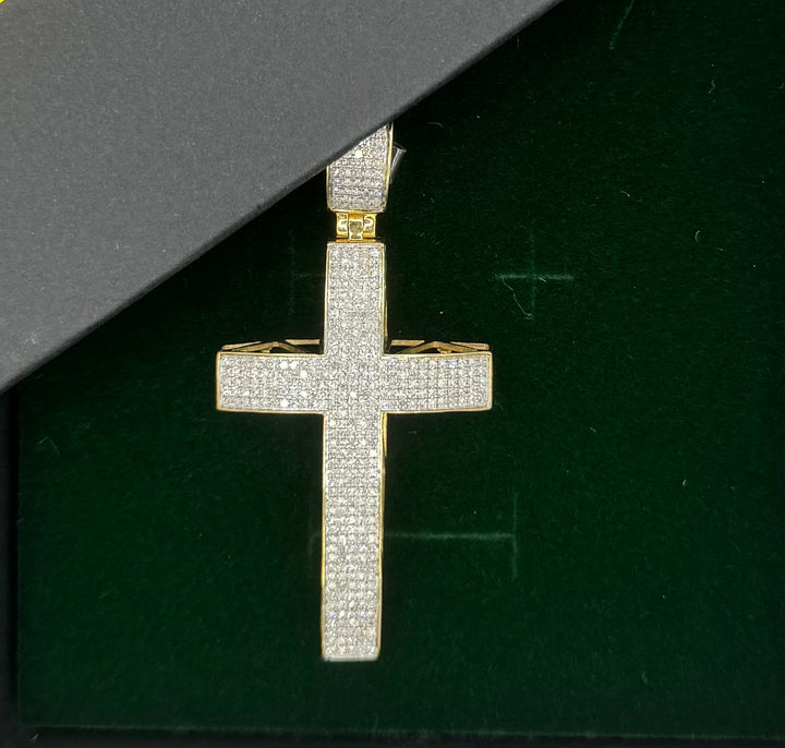 10K GOLD WITH DIAMONDS CROSS PENDANT