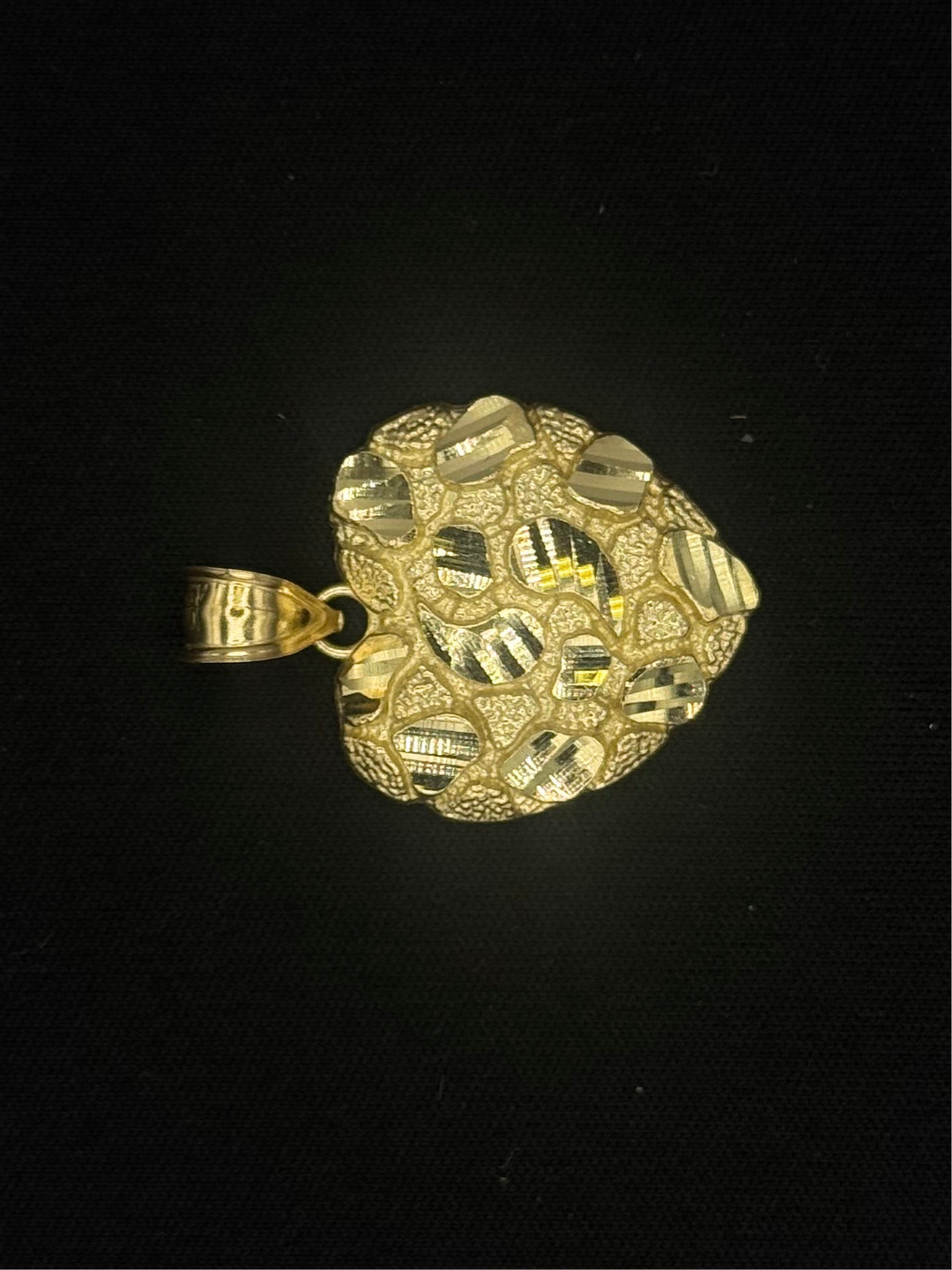 10K GOLD DIA CUT HEART SHAPE NUGGET PENDANT