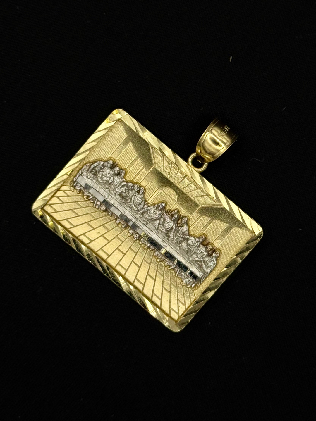 10K GOLD TWO TONE LAST SUPPER 3D PENDANT