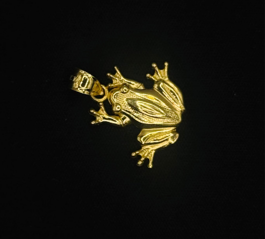 10K GOLD FROG SHAPE PENDANT