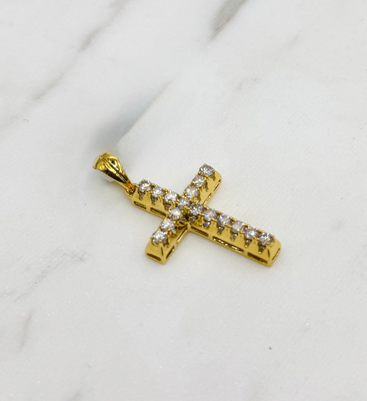 10K GOLD CROSS DIAMOND PENDANT