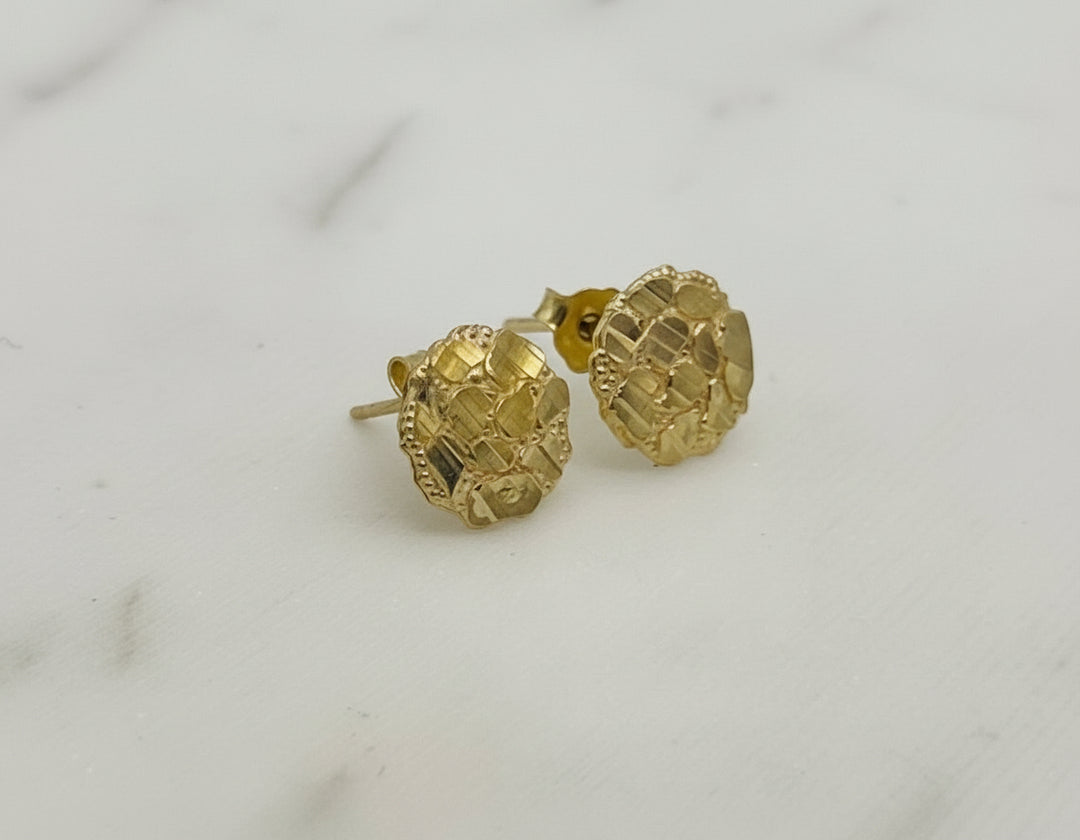 10K GOLD TURTLE NUGGET EARRING