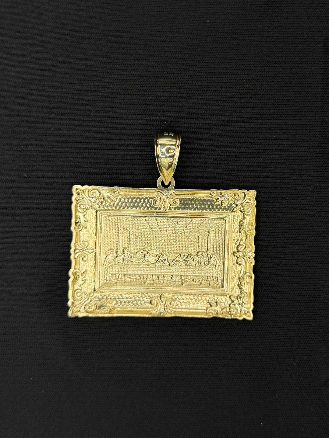 10K GOLD LAST SUPPER 3D PENDANT