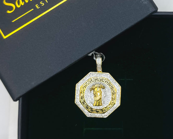 10K GOLD WITH DIAMOND VIRGIN MARRY PENDANT