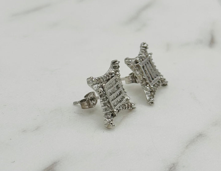 10K GOLD SQUARE DIAMOND STUDS
