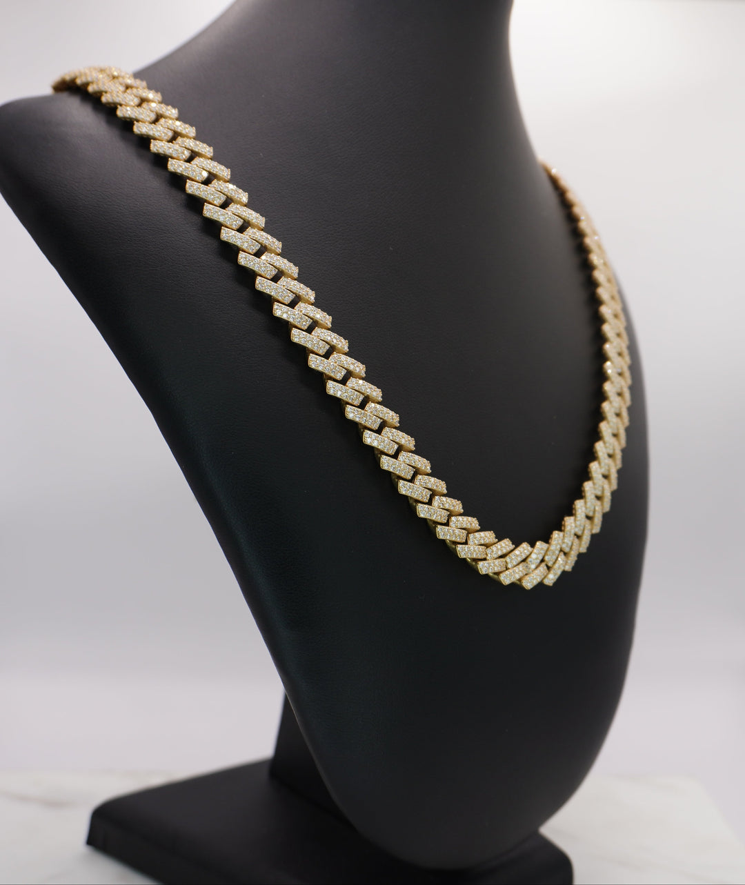 10K YELLOW GOLD MOISSANITE  MIAMI CUBAN  NECKLACE 11.77CTW