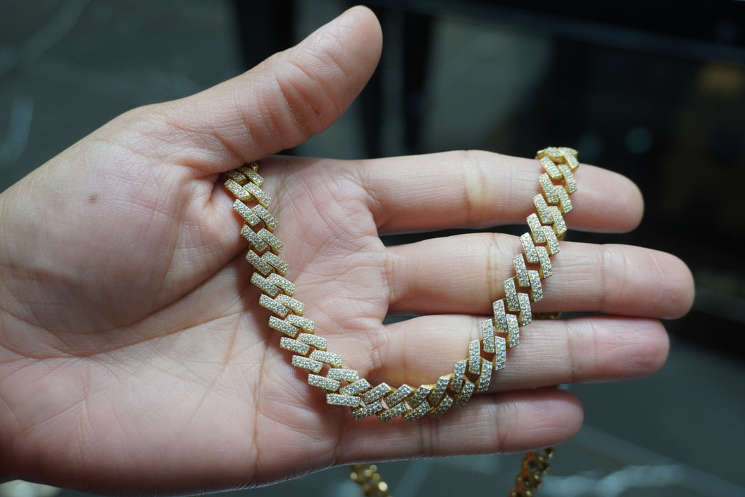 10K YELLOW GOLD MOISSANITE  MIAMI CUBAN  NECKLACE 11.77CTW