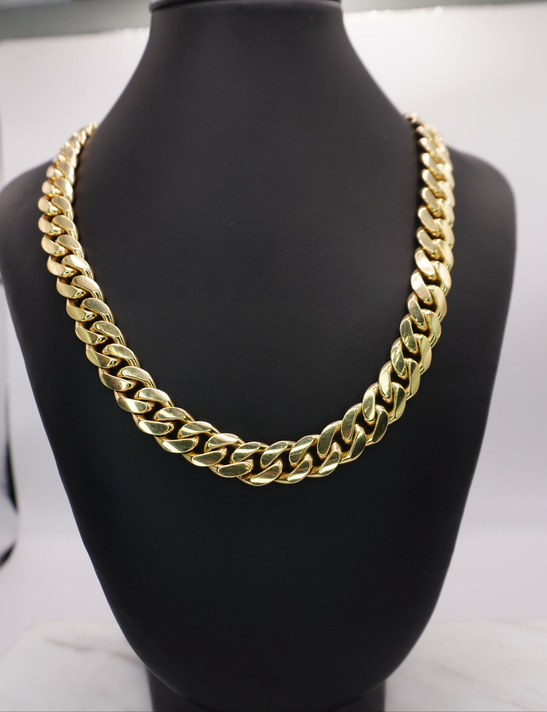 10K YELLOW GOLD SOLID CUBAN CHAIN