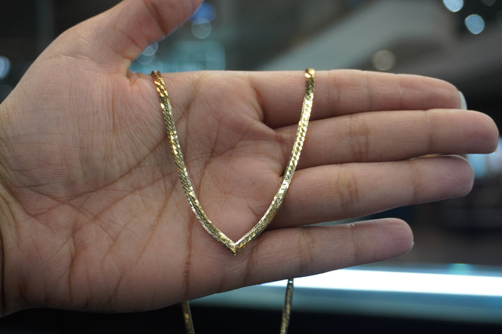 14K YELLOW GOLD HERRING BONE NECKLACE