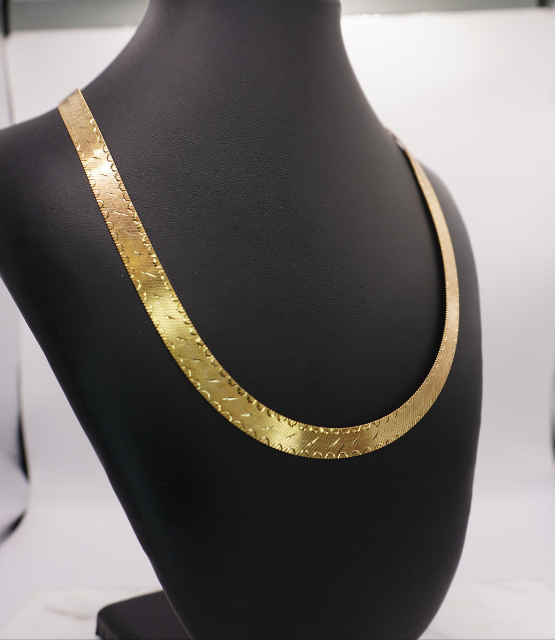 10K DOUBLE SIDED HERRING BONE NECKLACE