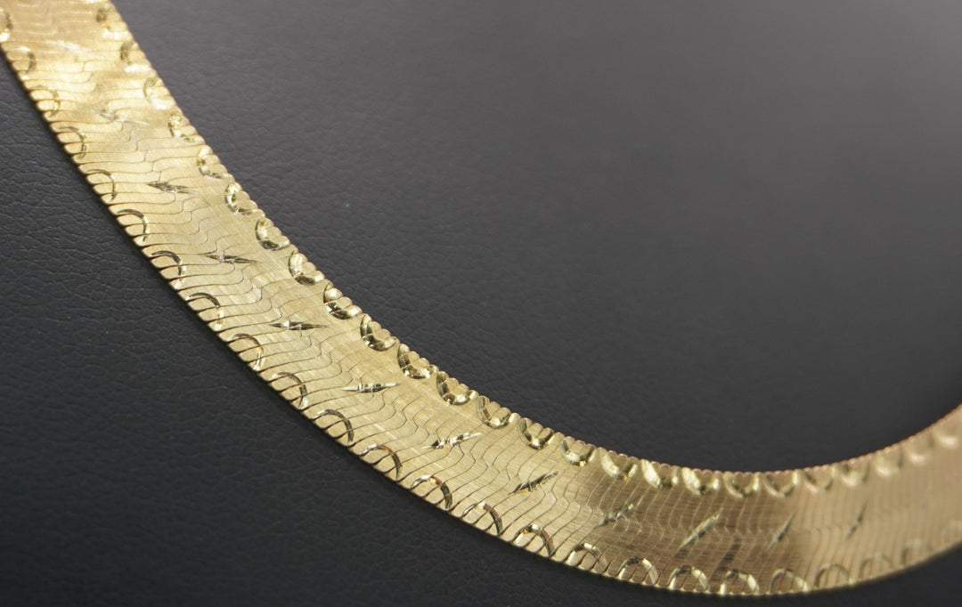 10K DOUBLE SIDED HERRING BONE NECKLACE