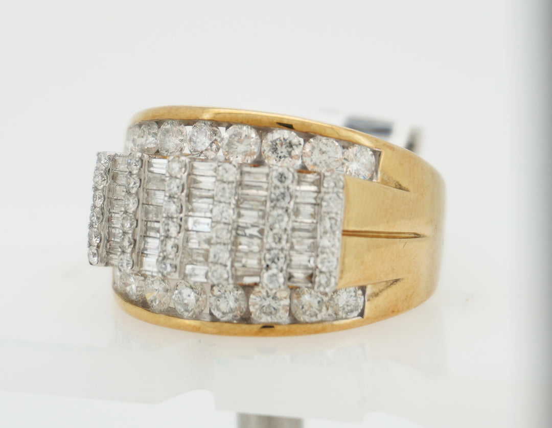 10K YELLOW GOLD 2.00 CTW  DIAMOND RING
