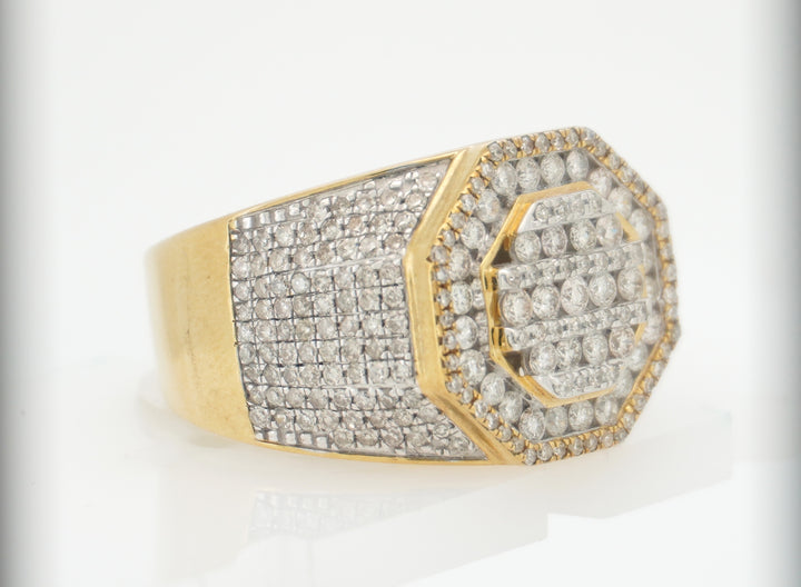 10K YELLOW GOLD 2.24 CTW  DIAMOND RING