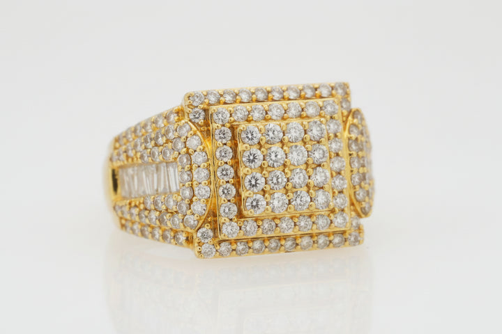 10K YELLOW GOLD 2.36 CTW  DIAMOND RING