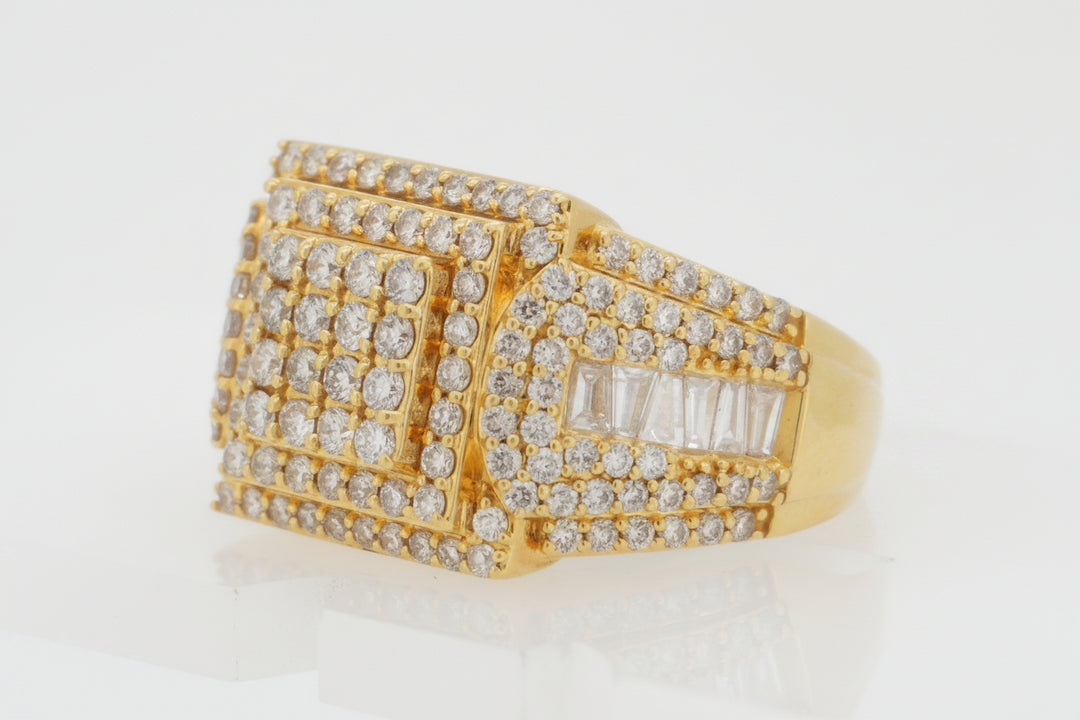 10K YELLOW GOLD 2.36 CTW  DIAMOND RING