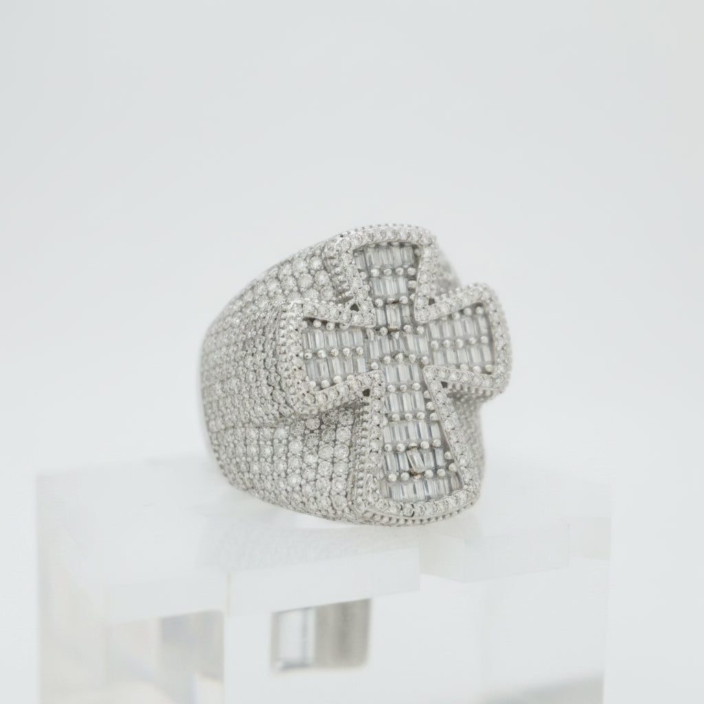 925 MOISSANITE CROSS RING
