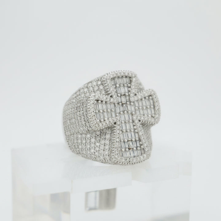 925 MOISSANITE CROSS RING