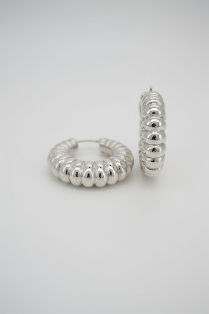 925S SILVER SHRIMP EARRINGS 7.8 GRAMS
