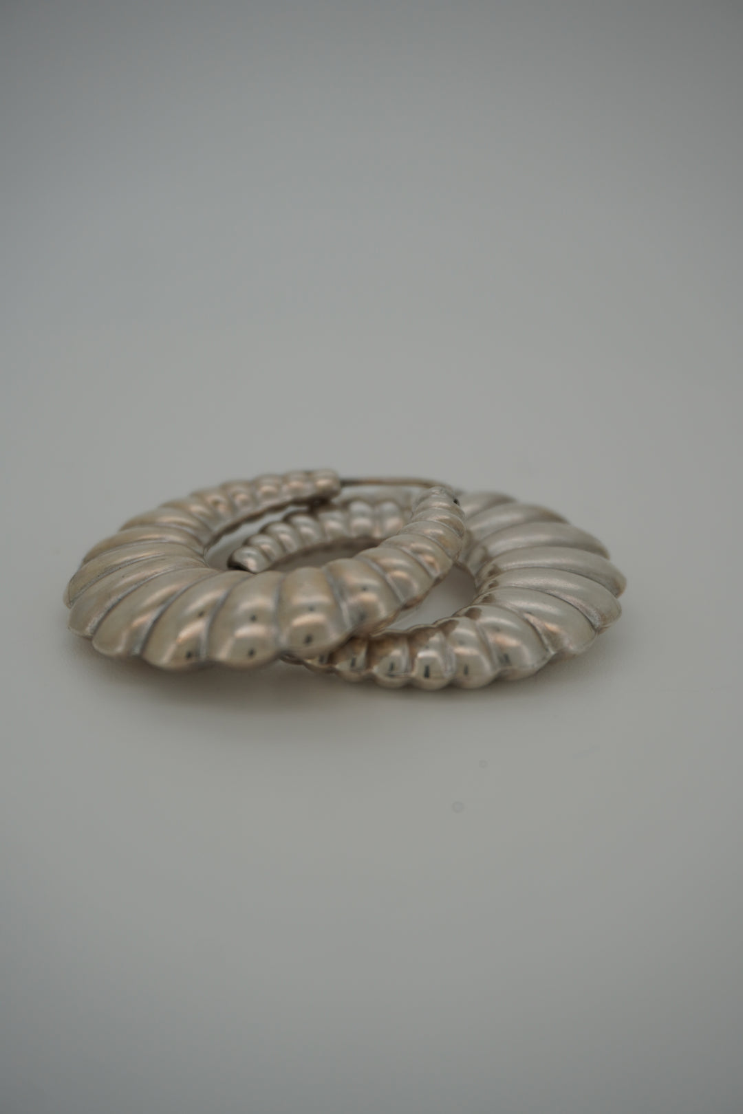 925S SILVER SHRIMP EARRINGS 9.9 GRAMS