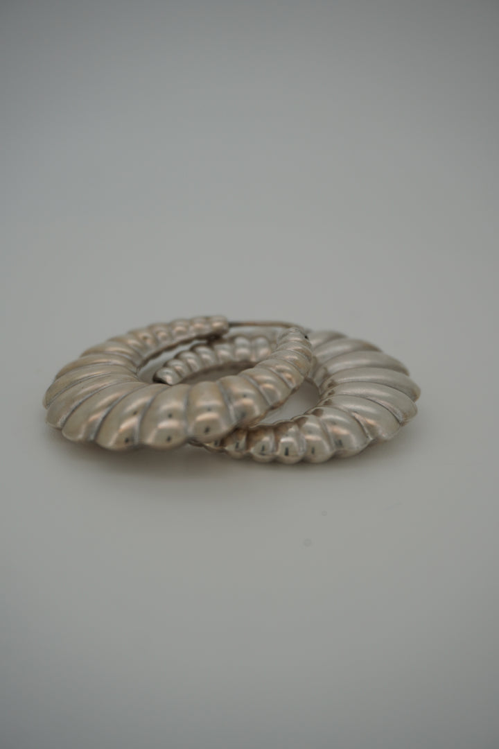 925S SILVER SHRIMP EARRINGS 9.9 GRAMS