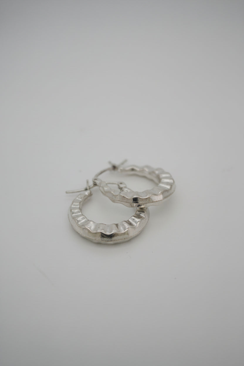 925S SILVER SHRIMP EARRINGS 1.7 GRAMS