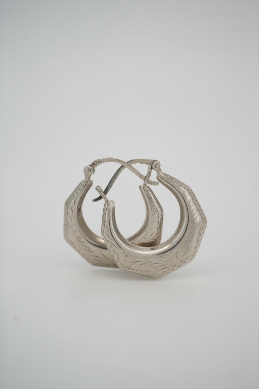 925S SILVER SHRIMP EARRINGS 1.7 GRAMS