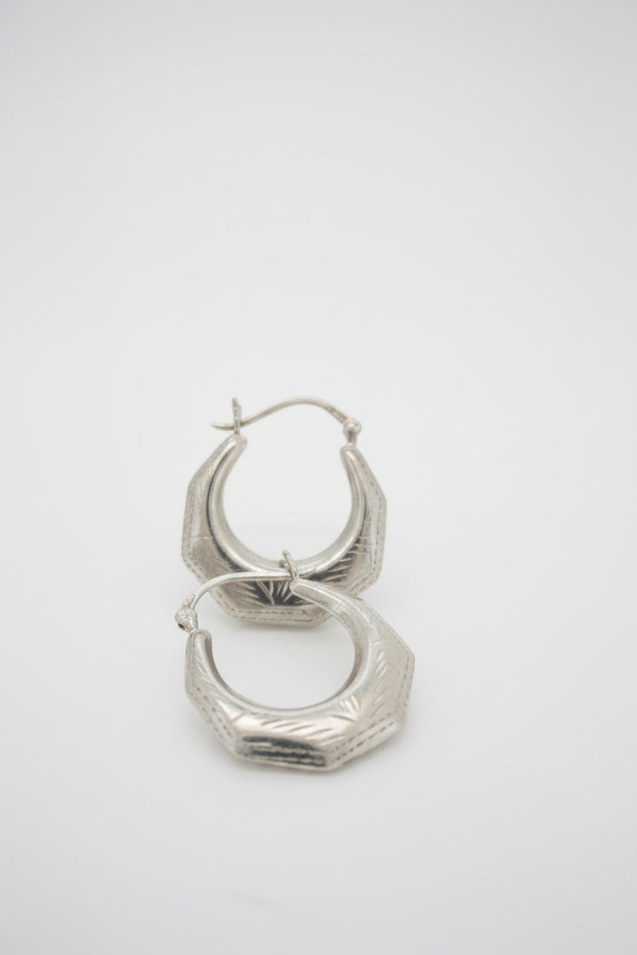 925S SILVER SHRIMP EARRINGS 1.7 GRAMS