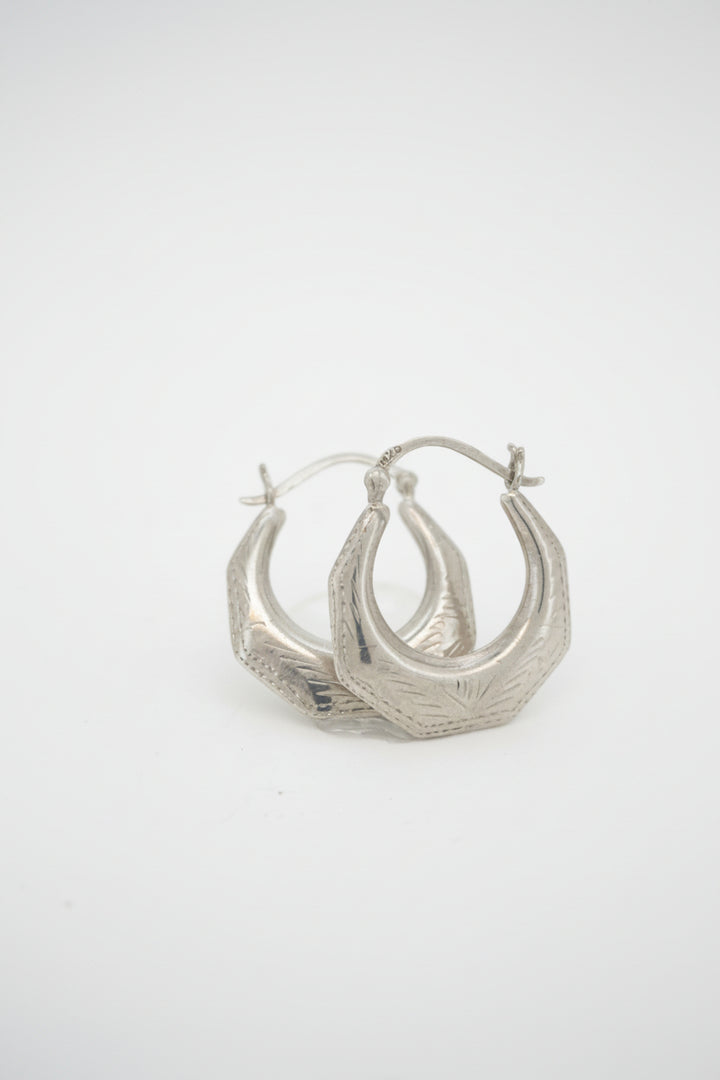 925S SILVER SHRIMP EARRINGS 1.7 GRAMS
