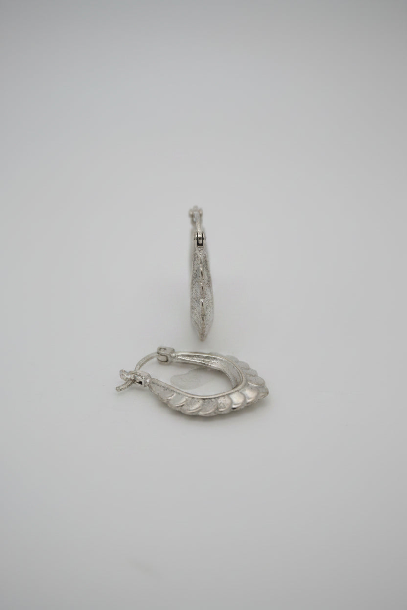 925S SILVER SHRIMP EARRINGS 1.8 GRAMS
