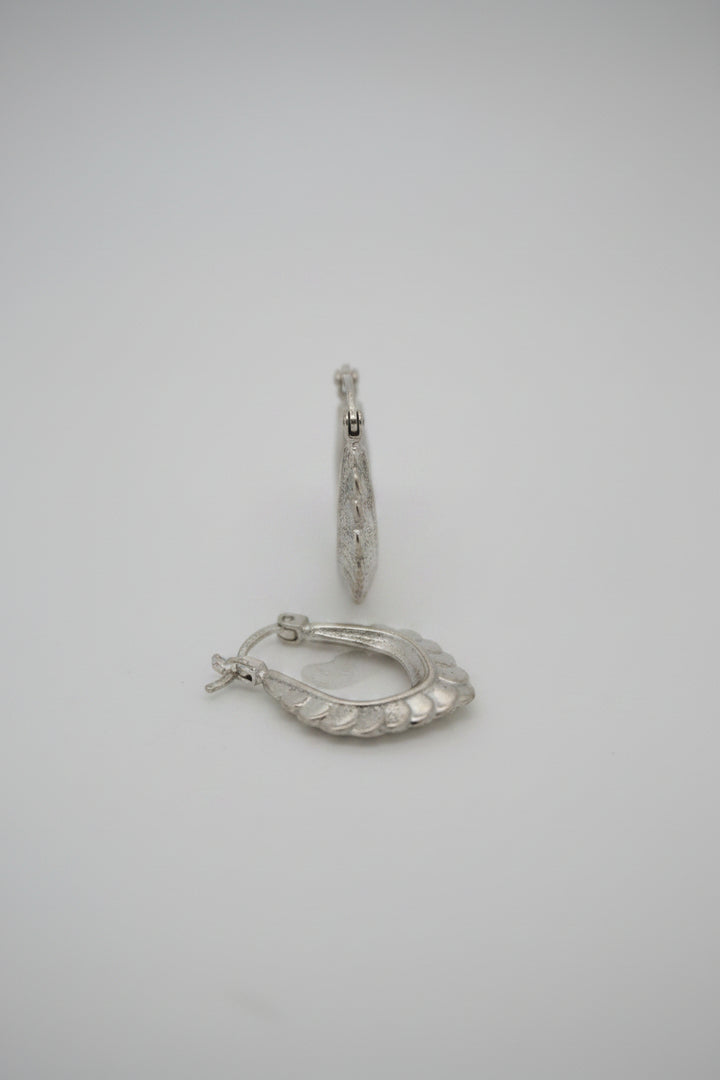 925S SILVER SHRIMP EARRINGS 1.8 GRAMS