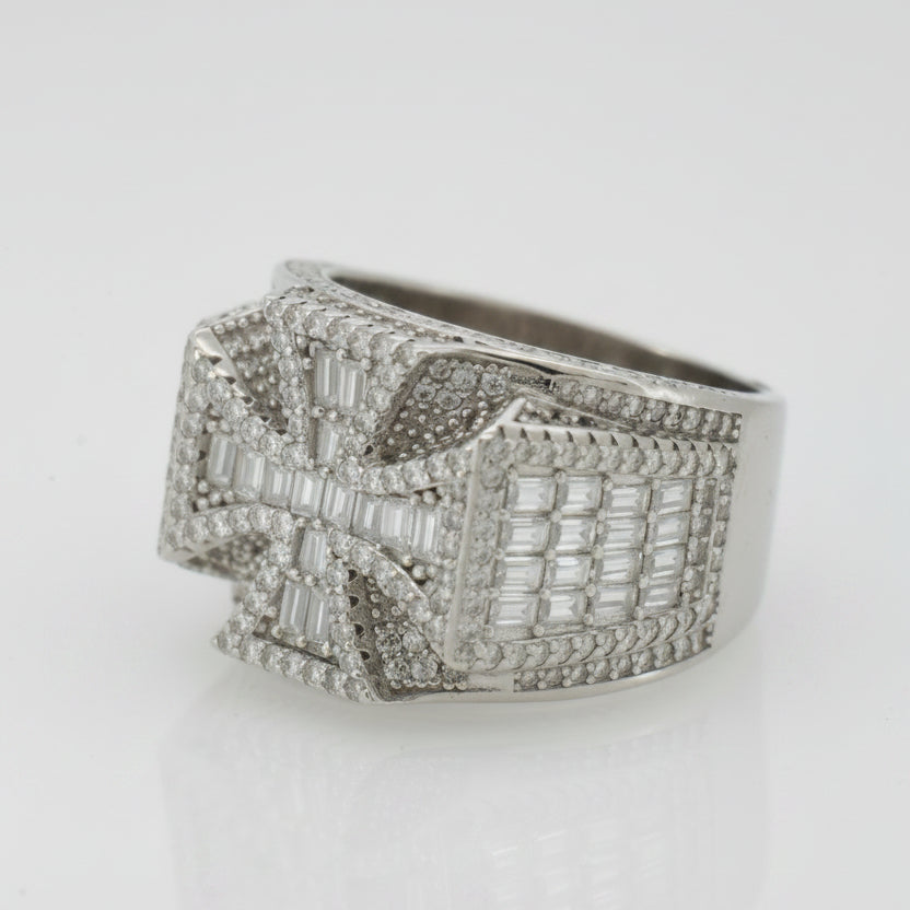 925 SILVER MOISSANITE CROSS BAGUATTE  4.52CTW RING