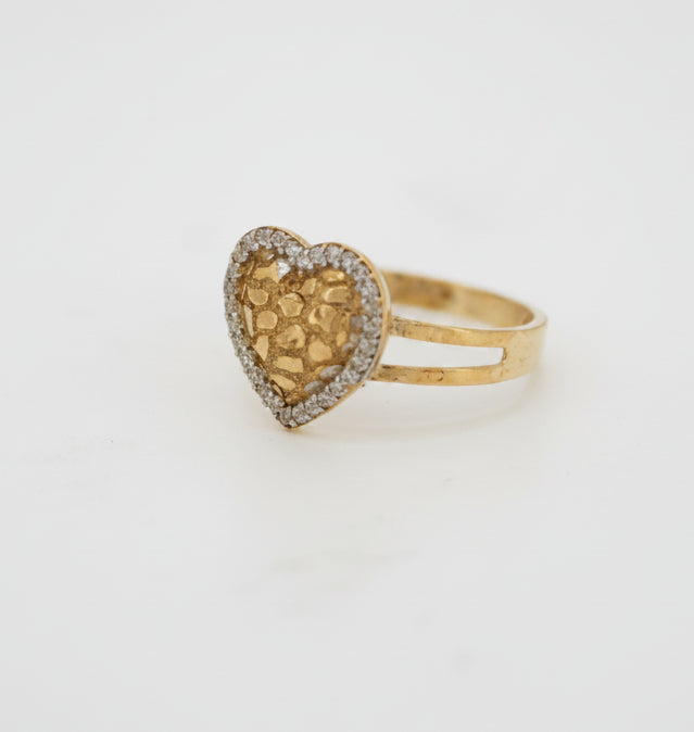 10K HEART WITH CZ NUGGET RING