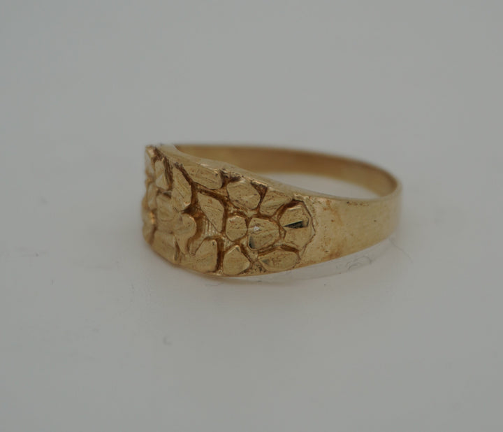 10K  NUGGET RING