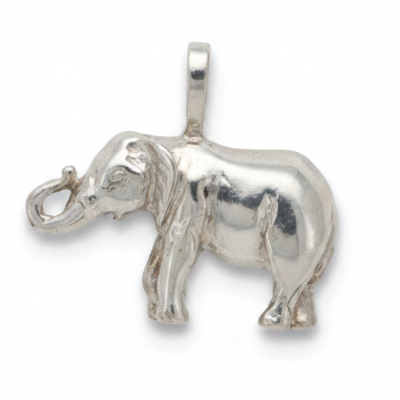 925 STERLING SILVER ELEPHANT PENDANT