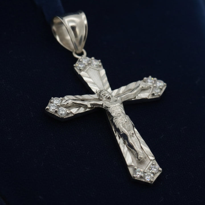925 STERLING  SILVER CRUCIFIX
