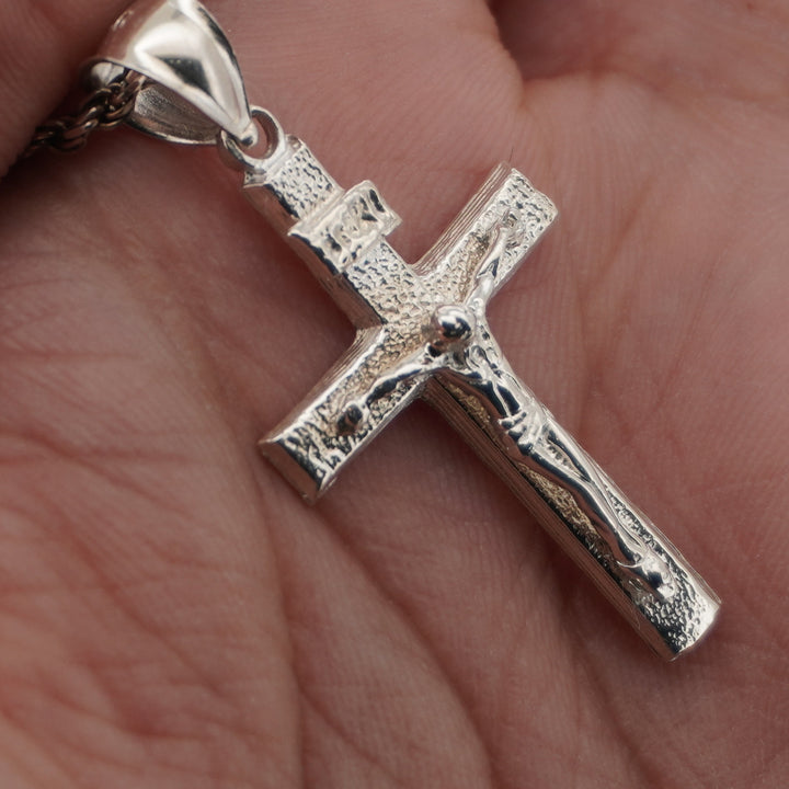 925 SILVER CROSS WITH JESUS PENDANT