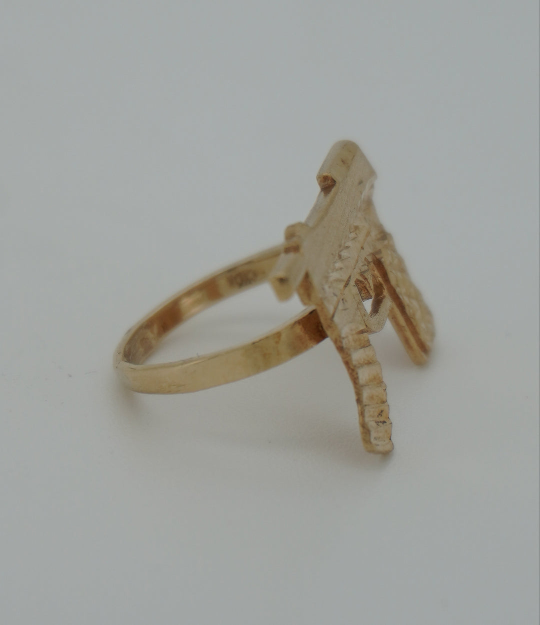 10K YELLOW GOLD GUN RING
