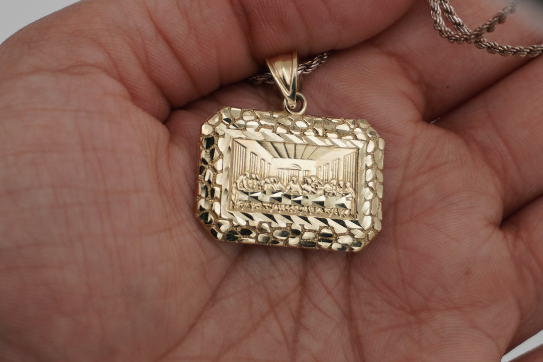 10K YELLOW GOLD LAST SUPPER WITH NUGGET DESIGN PENDANT