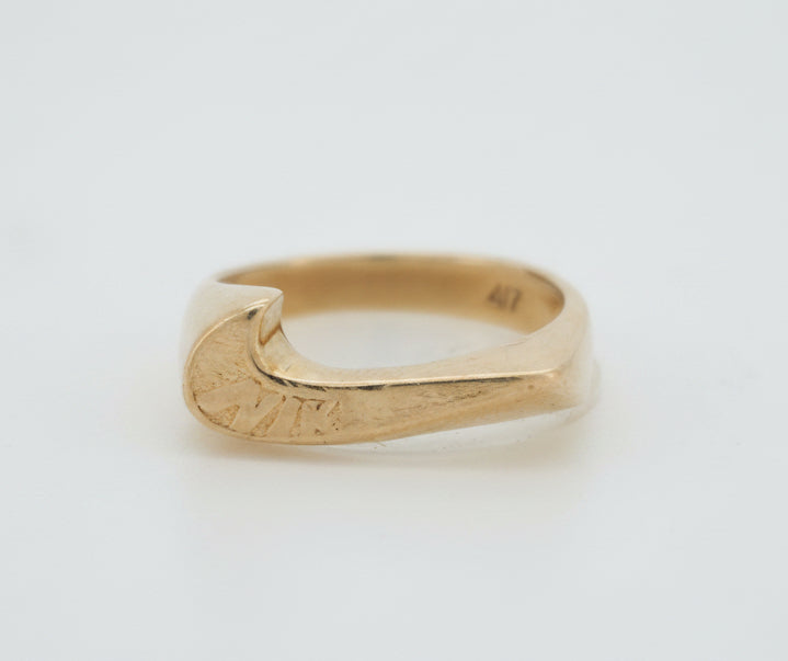 10K YELLOW GOLD CHECK MARK RING
