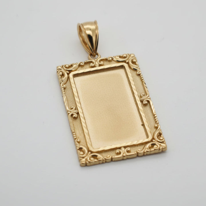 10K YELLOW RECTANGLE PICTURE  PENDANT