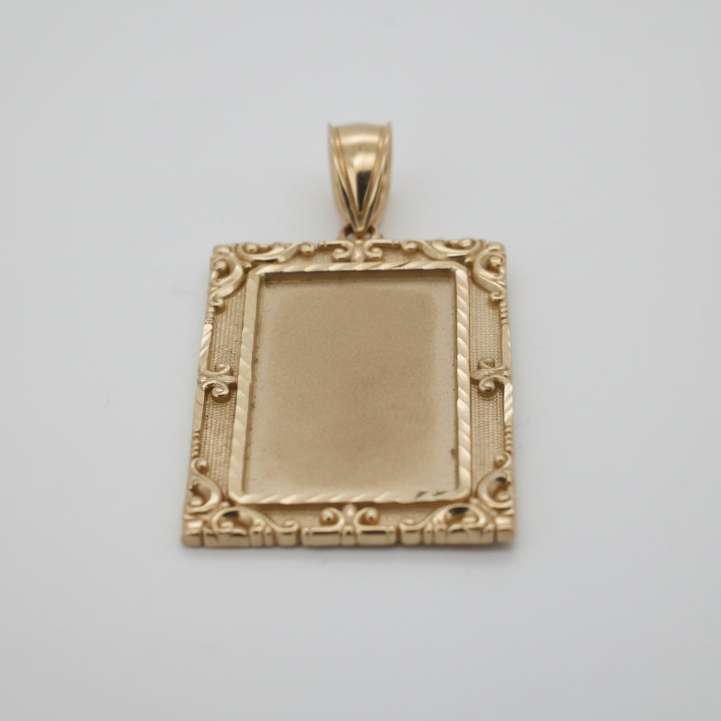 10K YELLOW RECTANGLE PICTURE  PENDANT