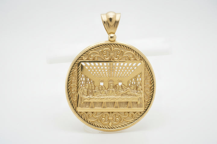 10K YELLOW GOLD CIRCLE LAST SUPPER  PENDANT