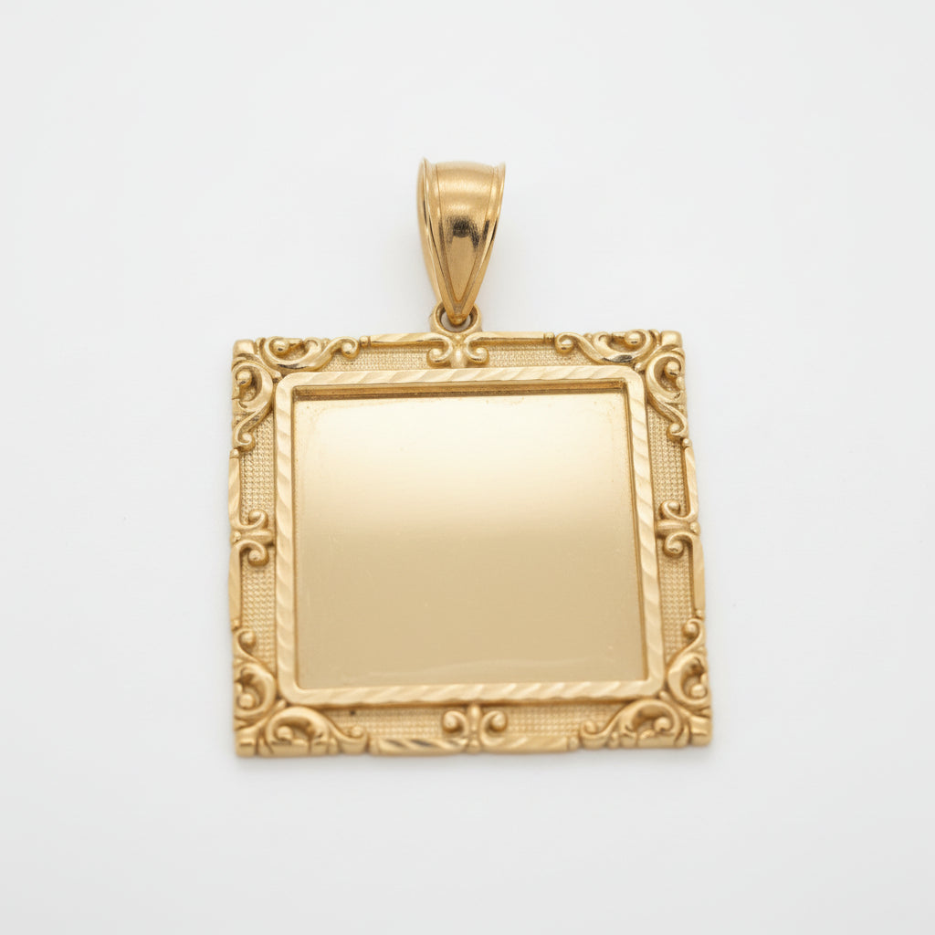 10K YELLOW GOLD SQUARE PICTURE PENDANT