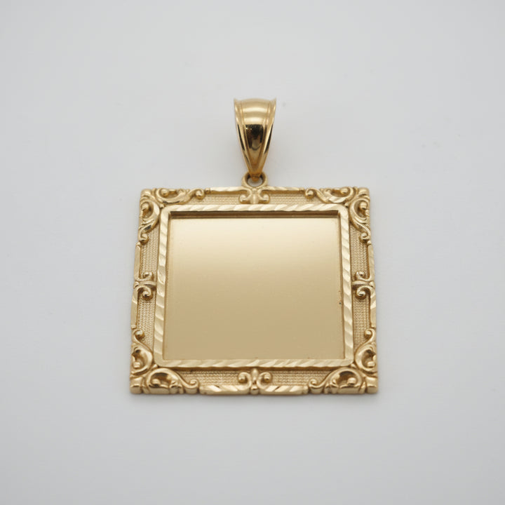 10K YELLOW GOLD SQUARE PICTURE PENDANT