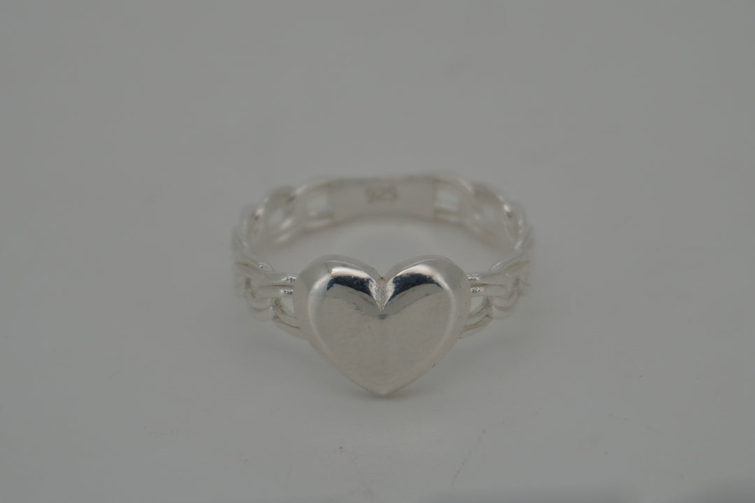 925 STERLING SILVER HEART CHINO RING