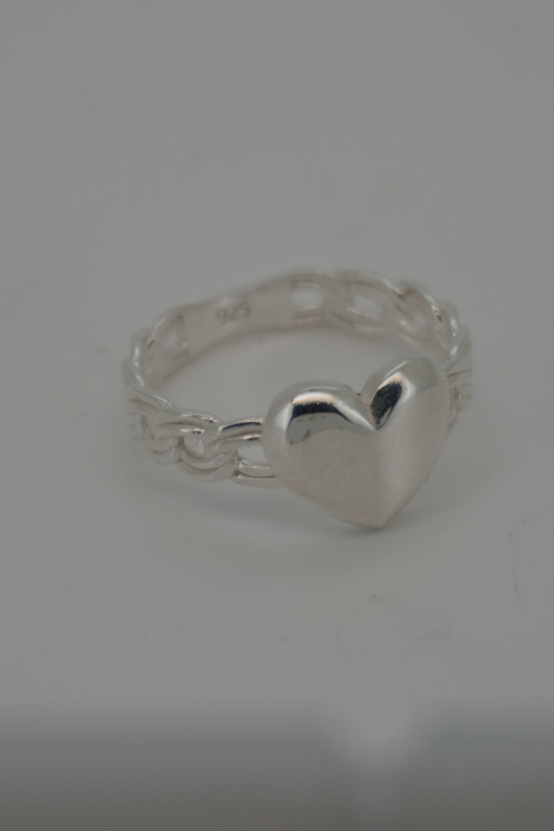 925 STERLING SILVER HEART CHINO RING